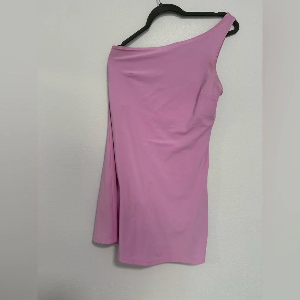Abercrombie One Shouldered Mini size medium pink